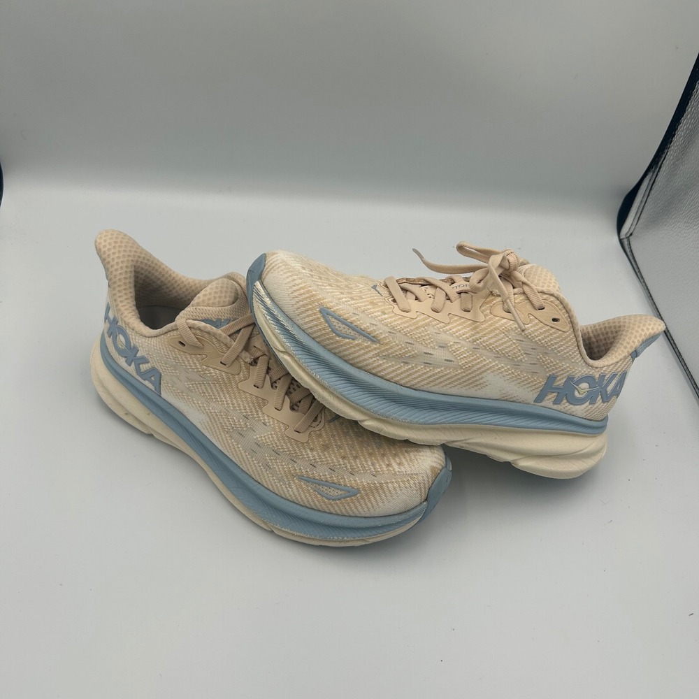 Hoka Clifton 9 Running Shoes Womens 7 Oat Milk Light Blue 1127896 OKLB
